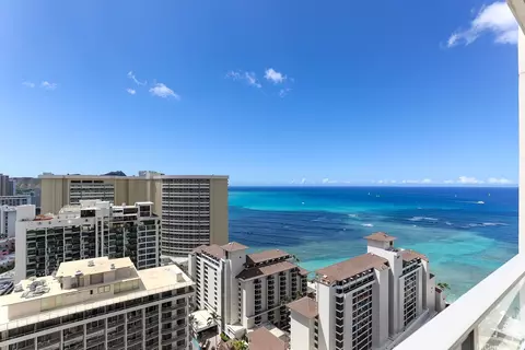 223 Saratoga Rd #3008, Honolulu, HI 96815