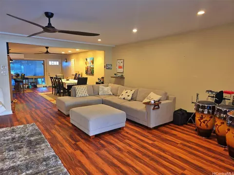 417 Koko Isle Cir #9908, Honolulu, HI 96825