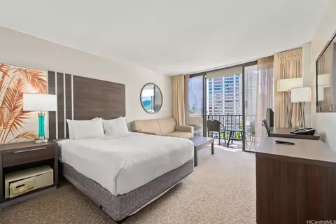 1850 Ala Moana Blvd #819, Honolulu, HI 96815