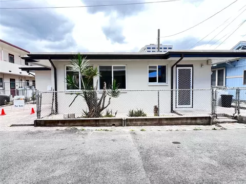 1643 Liliha St # C, Honolulu, HI 96817