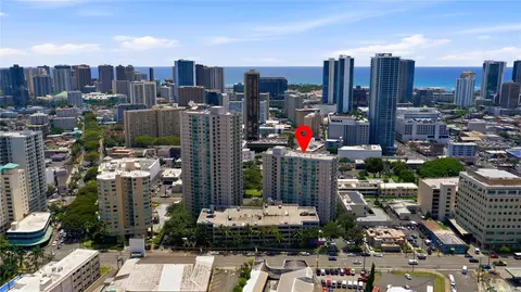 1448 Young St #304, Honolulu, HI 96814
