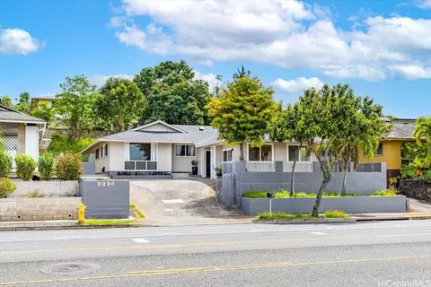 1297 Ala Napunani St, Honolulu, HI 96818