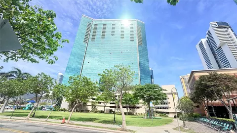 1177 Queen St #3204, Honolulu, HI 96814