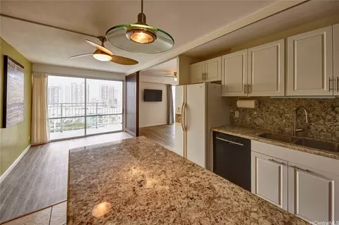 1655 Makaloa St #1807, Honolulu, HI 96814