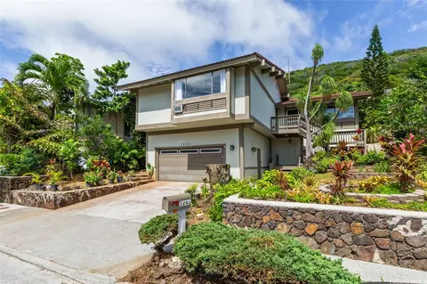 1245 Kaeleku St, Honolulu, HI 96825