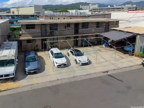 2135 Bannister Pl, Honolulu, HI 96819