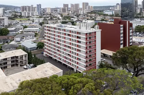 1670 Kalakaua Ave #701, Honolulu, HI 96826