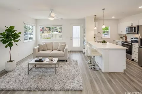 94-1180 Alaea St #1504, Waipahu, HI 96797
