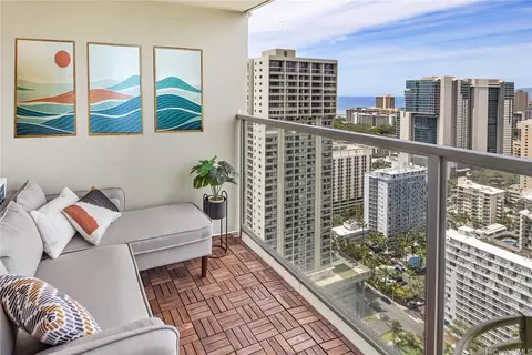 445 Seaside Ave #3916, Honolulu, HI 96815