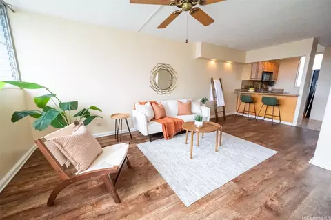 46-270 Kahuhipa St #A611, Kaneohe, HI 96744