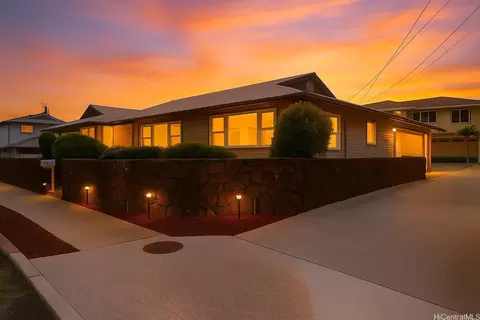 4153 Kilauea Ave, Honolulu, HI 96816