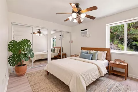 Bedroom - 5207 Poola St, Honolulu, HI 96821 photo 2 of 4
