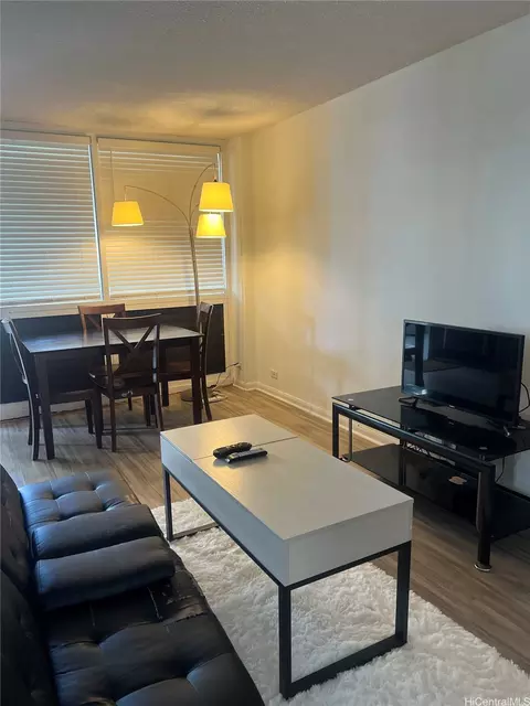 425 Ena Rd #C604, Honolulu, HI 96815