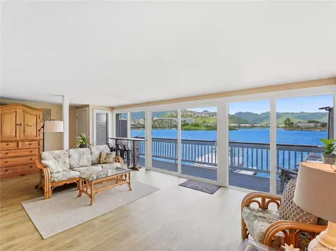 715 Koko Isle Cir #13/1307, Honolulu, HI 96825