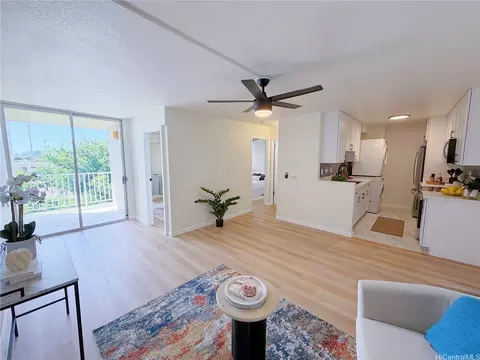 1260 Richard Ln #B407, Honolulu, HI 96819