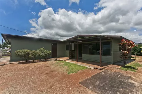 94-422 Apowale St, Waipahu, HI 96797