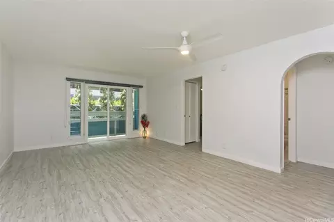 355 Aoloa St #L103, Kailua, HI 96734