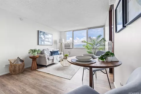98-288 Kaonohi St #2808, Aiea, HI 96701
