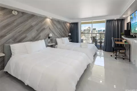 445 Seaside Ave #2810, Honolulu, HI 96815