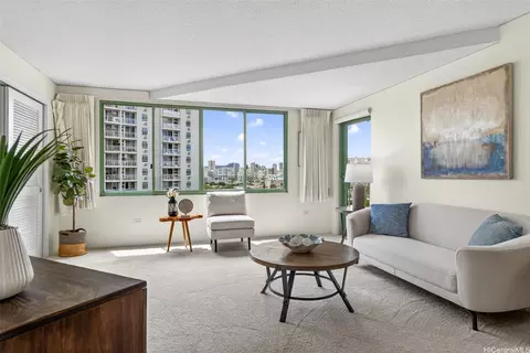 1314 Kalakaua Ave #911, Honolulu, HI 96826