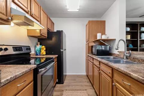 95-510 Wikao St #B105, Mililani, HI 96789
