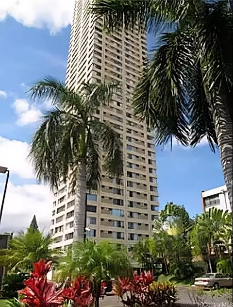 1060 Kamehameha Hwy #302B, Pearl City, HI 96782