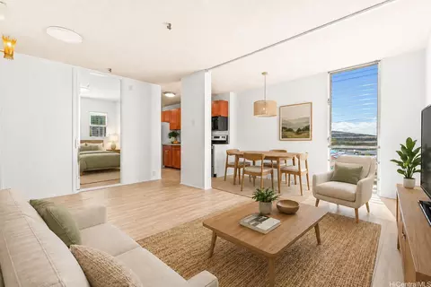 1226 Alexander St #505, Honolulu, HI 96826