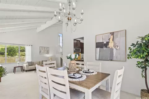 7548 Huialoha St, Honolulu, HI 96825