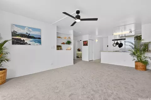 1128 Ala Napunani St #1703, Honolulu, HI 96818