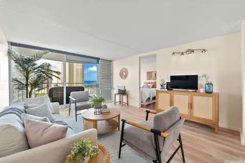 1717 Ala Wai Blvd #2310, Honolulu, HI 96815