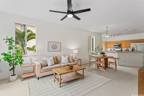 95-944 Wikao St #D204, Mililani, HI 96789