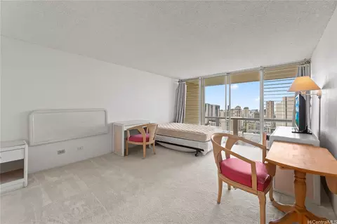 445 Seaside Ave #2814, Honolulu, HI 96815