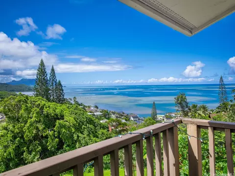 46-054 Puulena St #926, Kaneohe, HI 96744