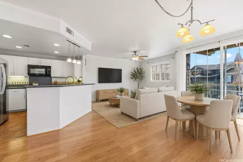 7018 Hawaii Kai Dr #206, Honolulu, HI 96825
