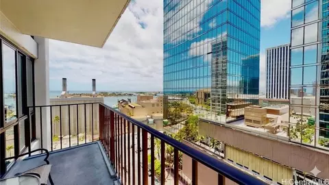 225 Queen St #14A, Honolulu, HI 96813