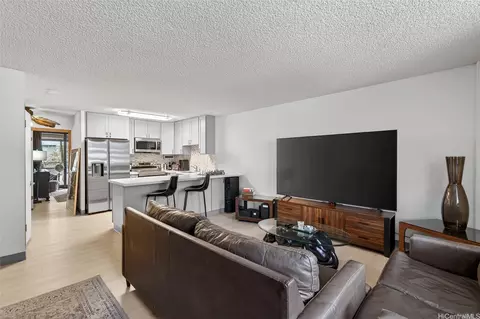 1720 Ala Moana Blvd #407A, Honolulu, HI 96815
