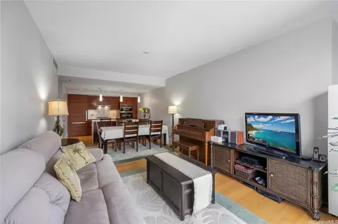 1108 Auahi St #2505, Honolulu, HI 96814