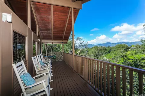 95-173 Waikalani Dr, Mililani, HI 96789