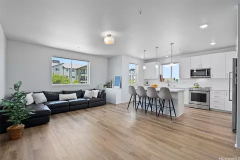 91-3575 Iwikuamoo St #9101, Ewa Beach, HI 96706