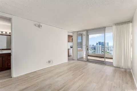 1556 Piikoi St #PH2002, Honolulu, HI 96822