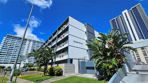 1550 Rycroft St #323, Honolulu, HI 96814