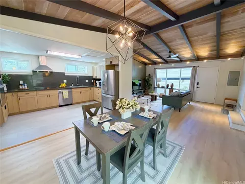 3426 Loulu St, Honolulu, HI 96822