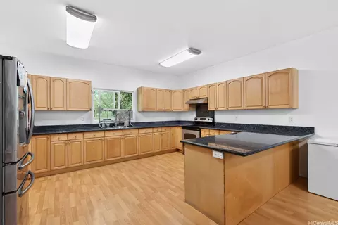 Kitchen - 2802 Numana Rd, Honolulu, HI 96819 photo 1 of 3