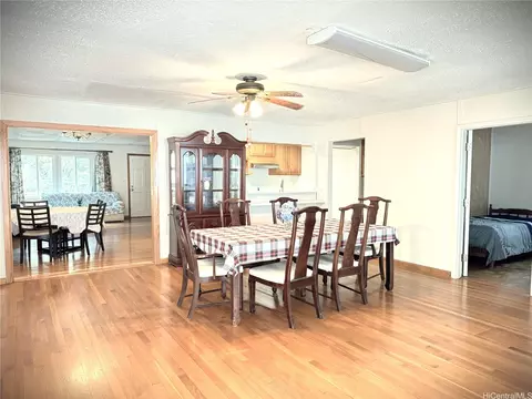 95-182 Waikalani Dr, Mililani, HI 96789