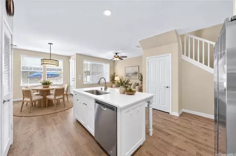 91-2220 Kaiwawalo St #1202, Ewa Beach, HI 96706
