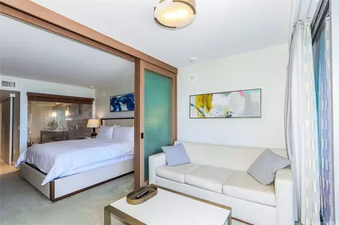 2139 Kuhio Ave #1408, Honolulu, HI 96815