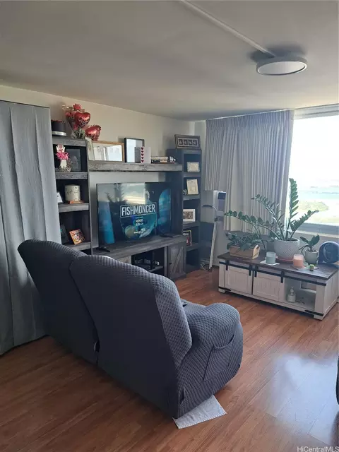98-288 Kaonohi St #3801, Aiea, HI 96701