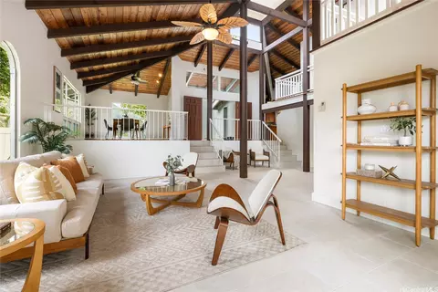 1269 Maleko St, Kailua, HI 96734