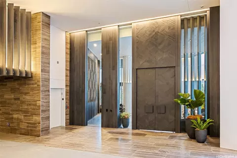 1000 Auahi St #2607, Honolulu, HI 96814