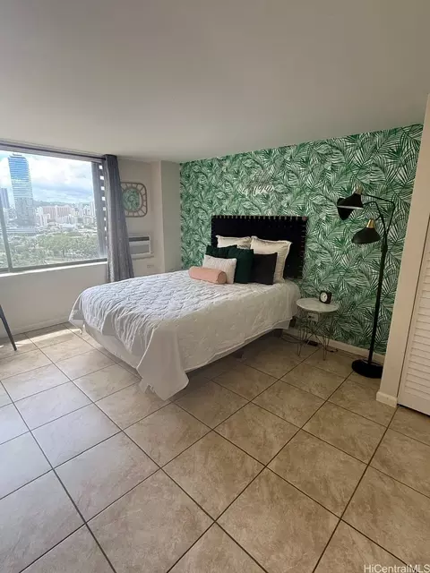 444 Niu St #1415, Honolulu, HI 96815